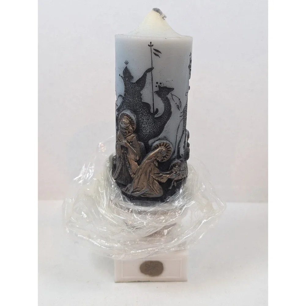 Vintage Holiday Elegance Nativity Christmas Candle 8